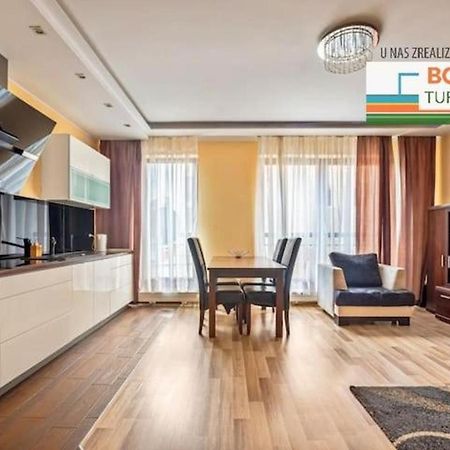 Golden Apartments&Sz7-66 Danzica Esterno foto